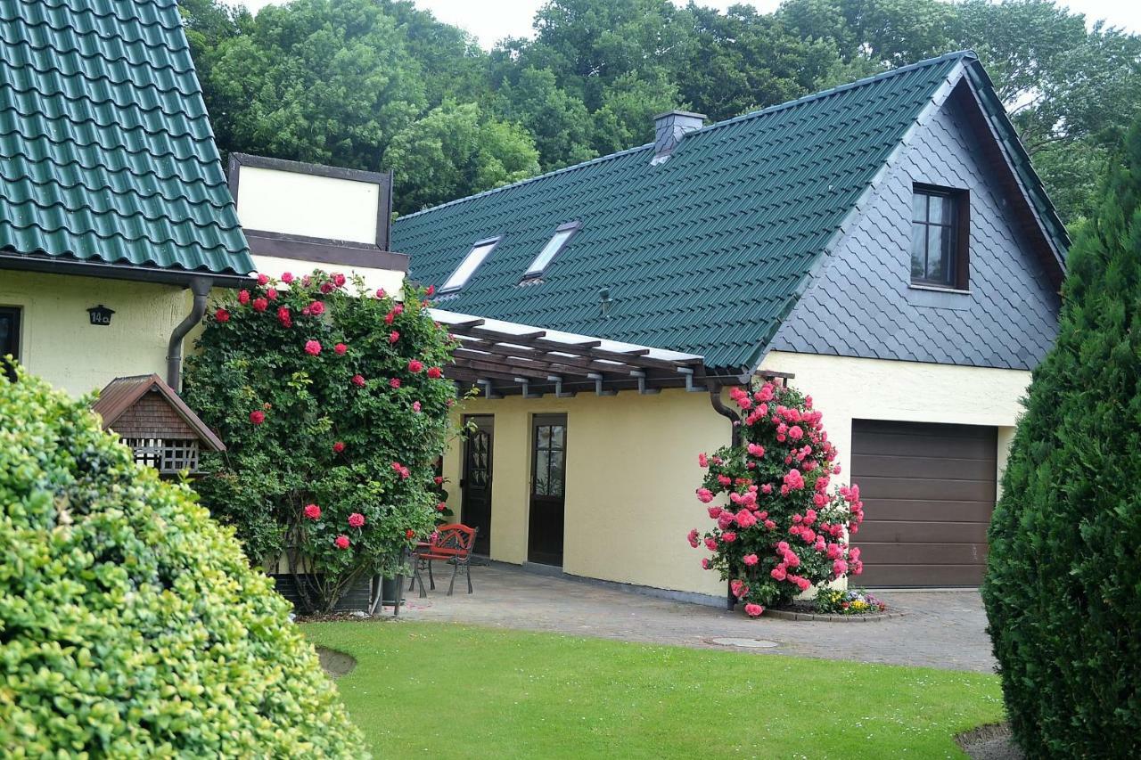 Ferienwohnung 1 Bei Familie Saupe Schaprode Esterno foto