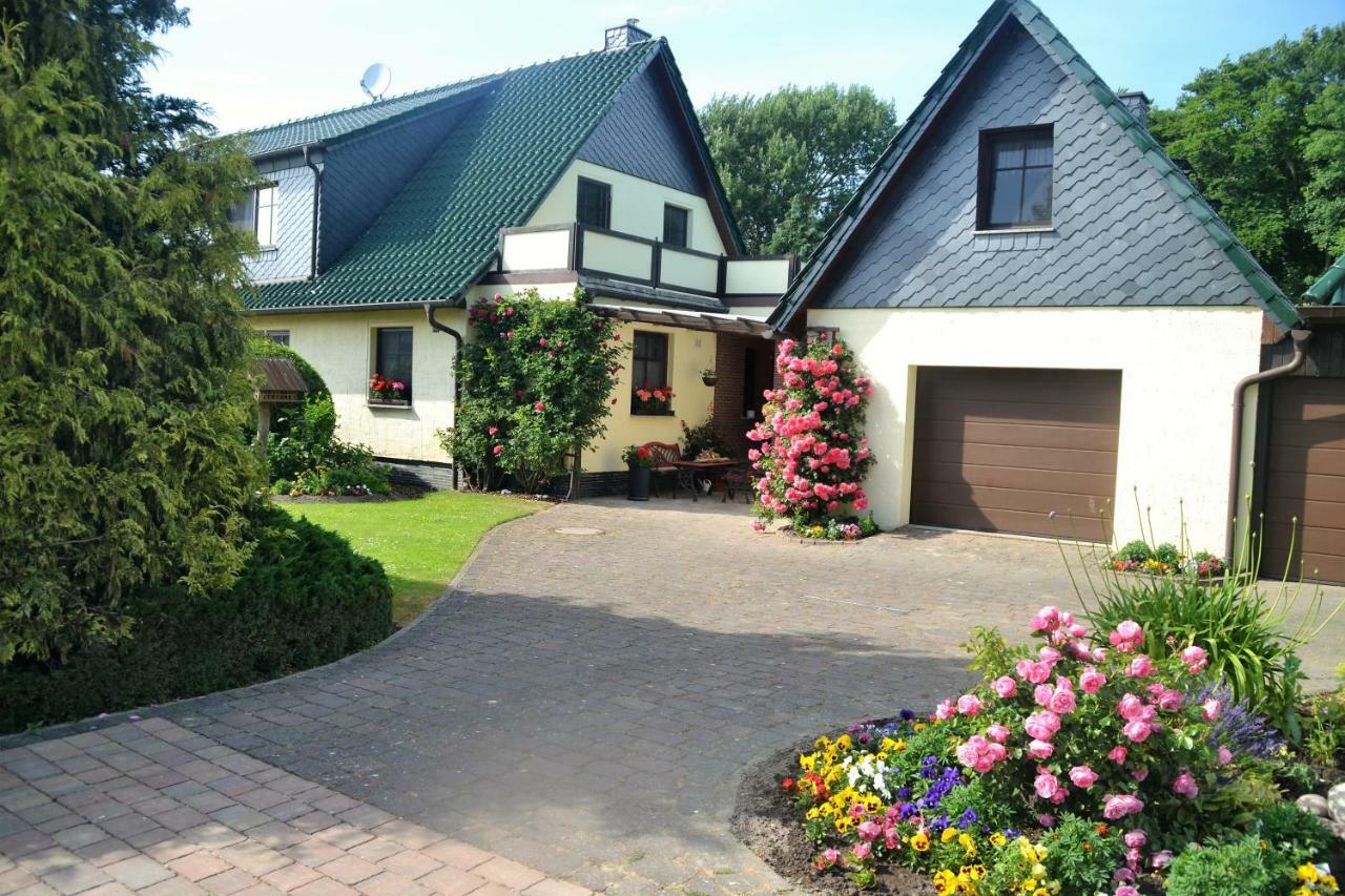 Ferienwohnung 1 Bei Familie Saupe Schaprode Esterno foto